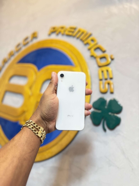 IPHONE XR 64G